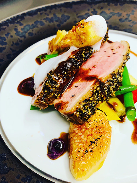 9月限定メニュー : 鴨胸肉のロティ いちぢくのバルサミコソース