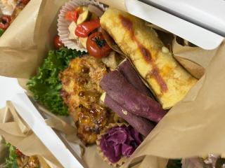 地鶏のグリル　きのことトマトのソース♪